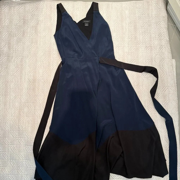 Navy and Black Wrap Dress, Club Monaco, US 2 - Picture 3 of 5
